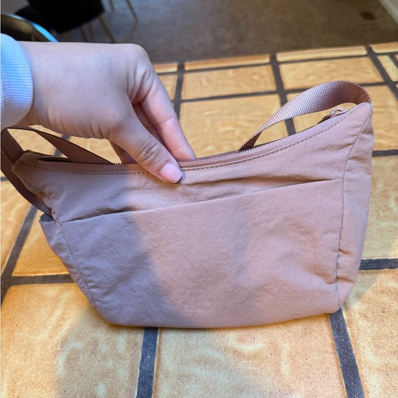 Lululemon Sling Clay Pink Crossbody Bag, NWOT - Picture 5 of 7